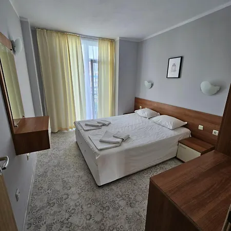 Aparthotel тристаен просторен с две отделни спални